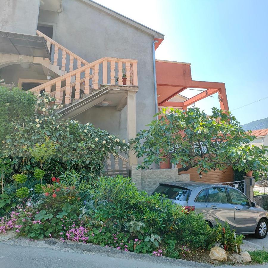 Studio Apartman Rea Kotor Ngoại thất bức ảnh